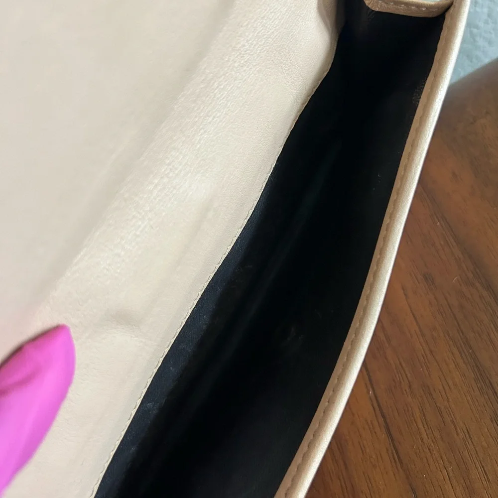 Gucci Pink Monogram Lovely Heart Wallet with Heart Detail - Picture 8 of 13